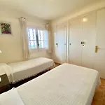 Tanderai Villa