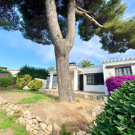 Tanderai Villa *